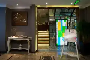 Silverland Jolie Hotel, Хошимин