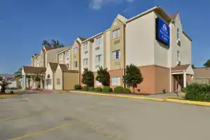 Americas Best Value Inn & Suites - Lake Charles / I - 210 Exit 5, Лейк-Чарльз