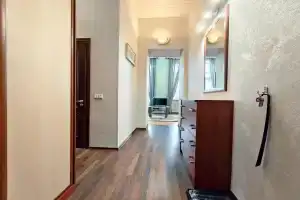 Tverskaya Street (Тверская Стрит) на улице Садовая-Триумфальная 4-10, Москва