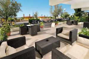 Hotel «Prestige», Каттолика