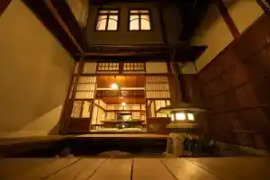 Inase Otsu Machiya Bed and Breakfast, Оцу