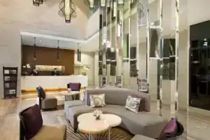 Hotel «Santika Premiere Hayam Wuruk Jakarta», Джакарта