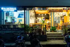 Kalash Parkaze and Tent Inn, Покхара