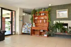 Canadas Best Value Inn Kelowna, Келоуна