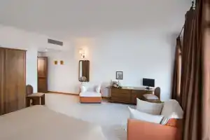 Grand Hotel Tritone, Праяно
