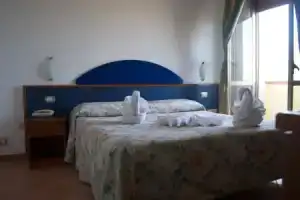 Hotel «Residence Sciaron», Капо-Ватикано