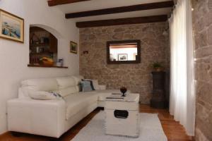 Dalmatian romantic traditional apartment, Ploče