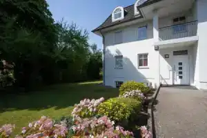 Haus am Kurpark Timmendorfer Strand Wohnung 6, Тиммендорфер-Штранд