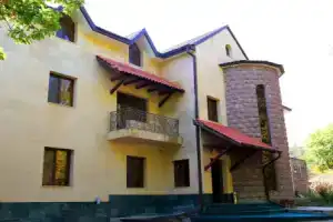 Бутик-отель «Цахкатун», Цахкадзор