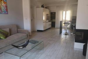 Cozy apartment with a glimpse of the sea-La Tartaruga, Порто-Санто-Стефано