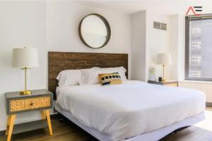 ENVITAE 2BR Vibrant High-Rise Penthouse, Чикаго