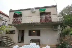 Apartment Tenara - in center & close to the sea: A2 Vis, Island Vis, Вис