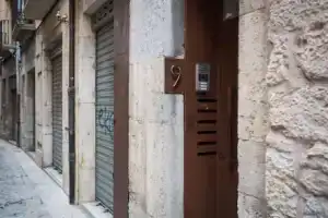 Отель «Girona Housing Ginesta 9», Жирона