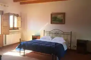Le Cinque Botti, Санта-Венерина