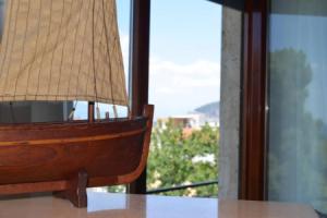 Holiday Home 3 Bedrooms 2 Bathrooms - Sorrento, Сант-Аньелло