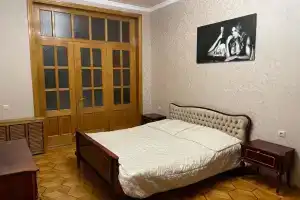 Three room apartment by sea, Сухум