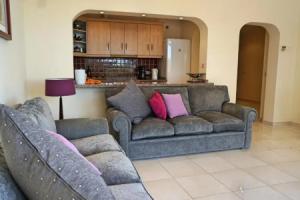 Skol 2A Amazing 2 Bedroom Apartment Skol Marbella, Марбелья