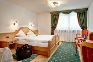 Hotel «Costes», Корвара