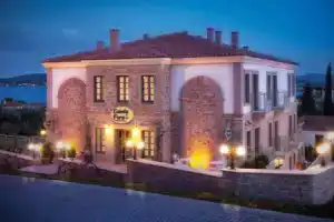 Cunda Fora Hotel, Айвалык