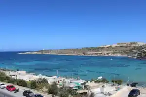 Seaview 2 Bedroom Apartment in Qawra, Сент-Полс-Бэй