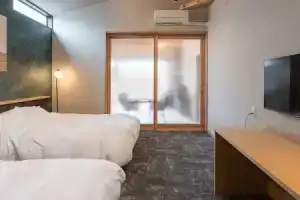 Hotel Soboku, Мёко