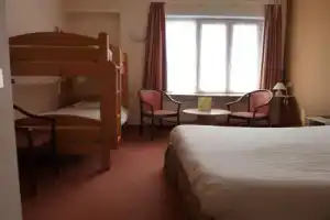 Hotel «Carnac», Коксид