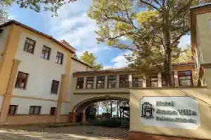 Hotel «Anna Villa», Балатонфельдвар