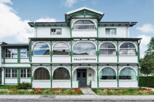 Остзебад-Зеллин - Гостиницы