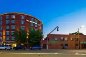 Best Western Plus Boston Hotel, Бостон