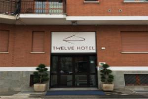 Отель «Twelve», Монкальери