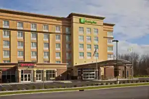 Отель «Holiday Inn Airport South By Ihg», Луисвилл