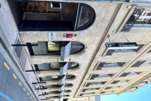 Brit Hotel Des Grands Hommes - Bordeaux Centre, Бордо