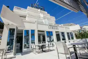 Damianii Luxury Boutique Hotel & Spa, Омис