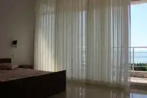 Отель «Баду», Квариати