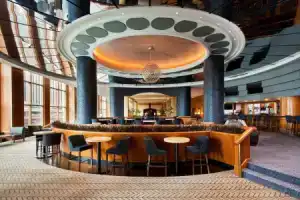 Отель «Sheraton Grand Chicago», Чикаго