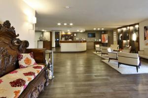 Regal Hotel, Брешия