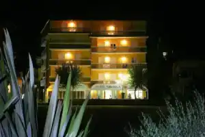 Hotel «Villa Olga», Каорле