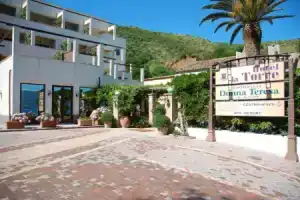 Hotel «La Torre», Палинуро
