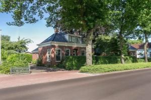 Shared Garden Apartment Retreat, Вровенполдер