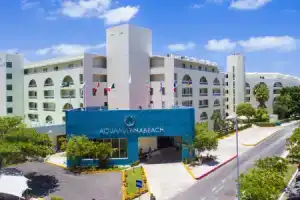 Aquamarina Beach Hotel, Канкун