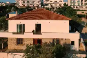 Guesthouse «Dollomaja Ksamil», Ксамил