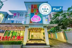 Отель «The Tint At Phuket Town - Sha Plus», Пхукет Таун