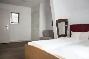 Hotel Flosdorff - Appartements, Моншау