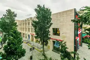 Bristol Hotel, Баку