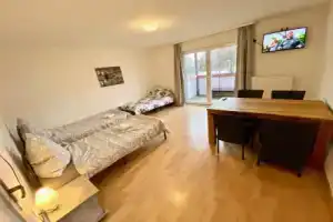 Gemütliches WG-Zimmer 4, zentral in Ravensburg (stadtnah), Balkon, Равенсбург