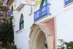 Axiothea Hotel, Пафос