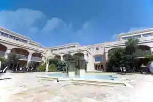 Romano Palace Luxury Hotel, Катания