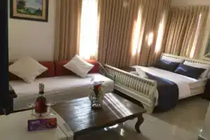 Sea Side Hotel, Тель-Авив