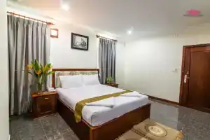 Tan Tower Hotel, Пномпень