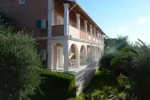 Michelangelo Resort, Кассиопи